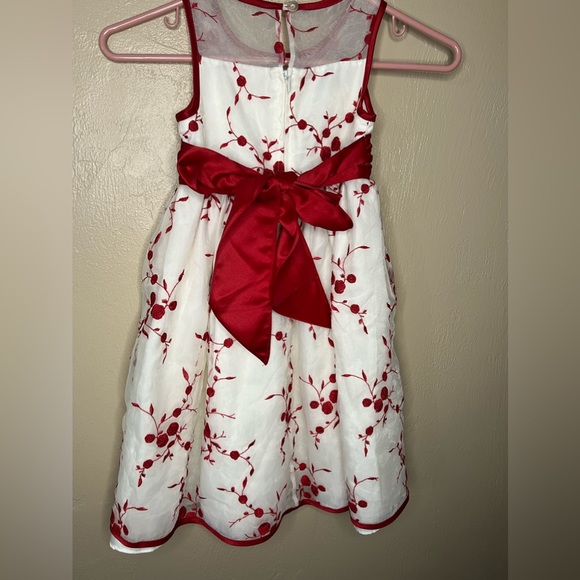 $25-Bonnie Jean - Formal Pageant Dress Size 4T White with Red Accents - Picture 4 of 7
